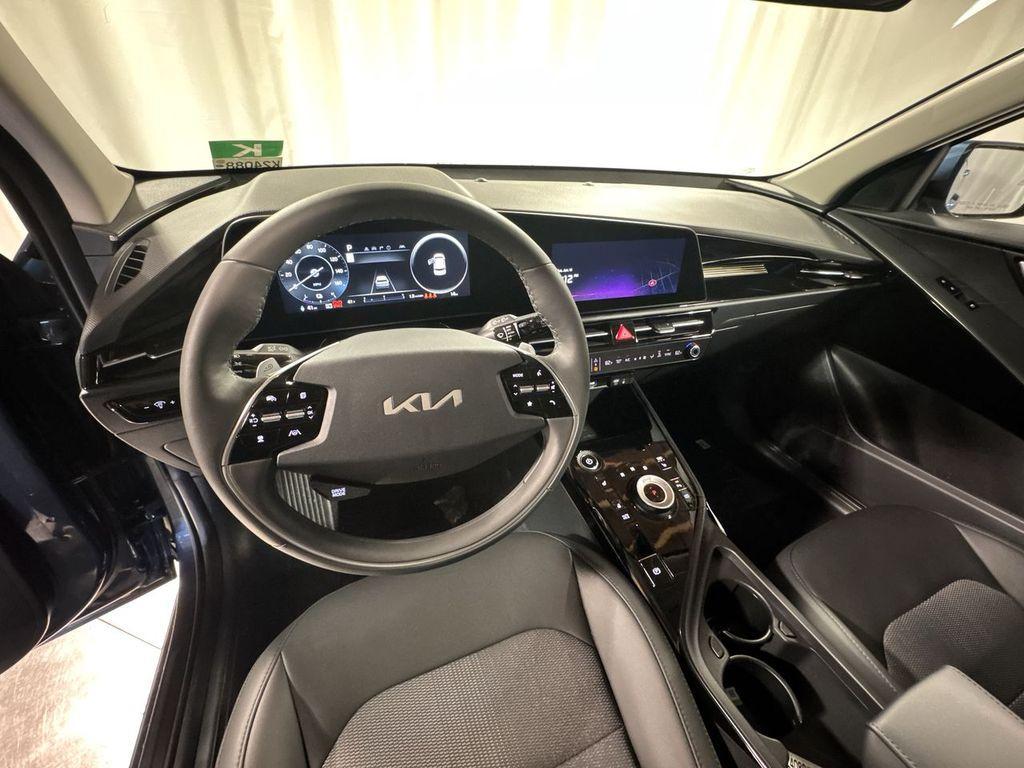 new 2025 Kia Niro EV car, priced at $33,817