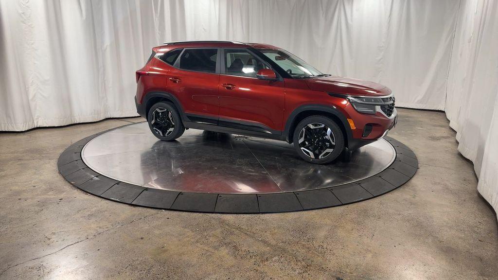new 2025 Kia Seltos car, priced at $32,713