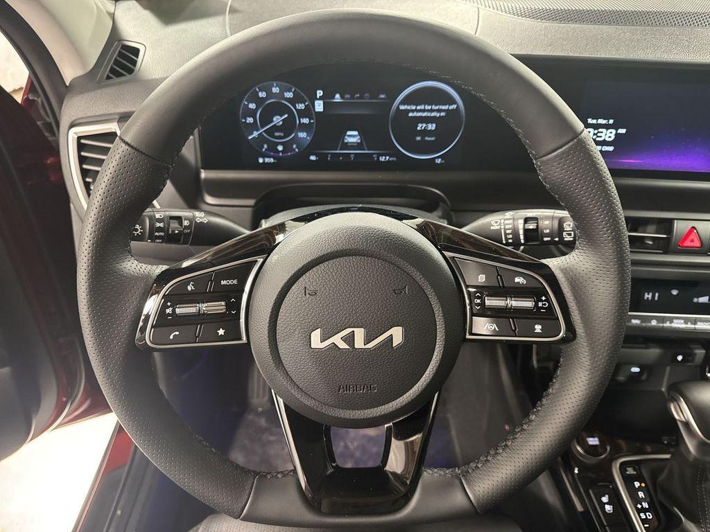 new 2025 Kia Seltos car, priced at $32,713