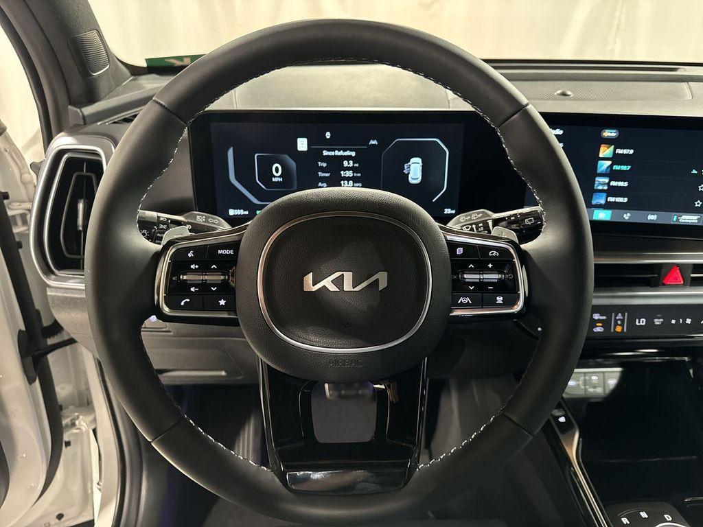 new 2025 Kia Sorento Hybrid car, priced at $48,456