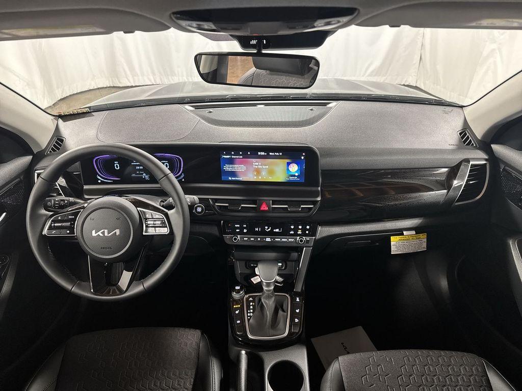 new 2025 Kia Seltos car, priced at $27,131