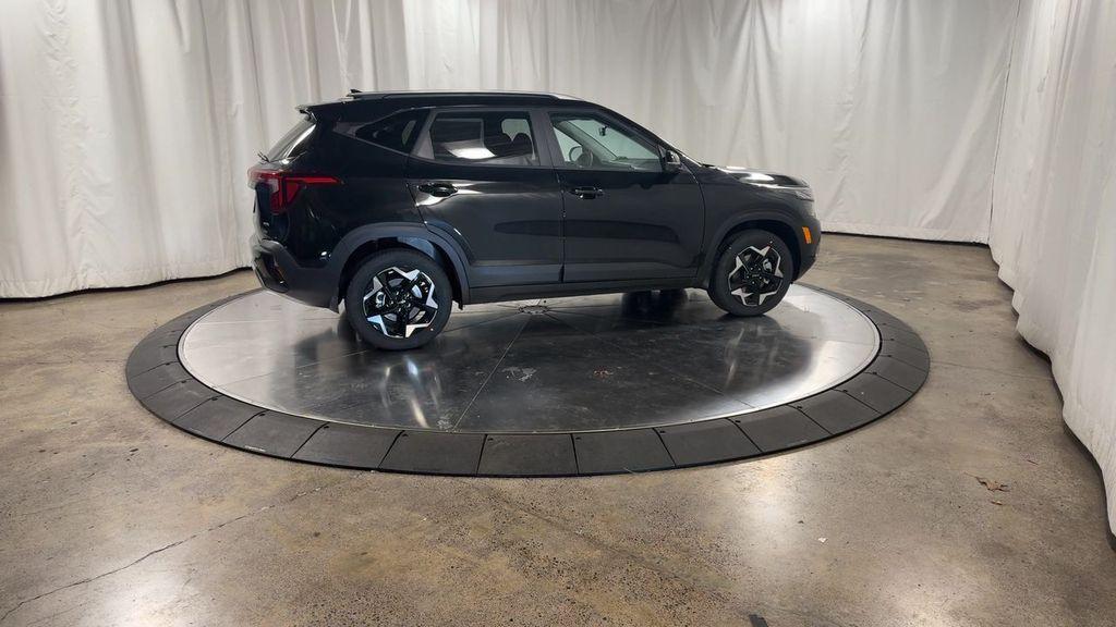 new 2025 Kia Seltos car, priced at $27,131