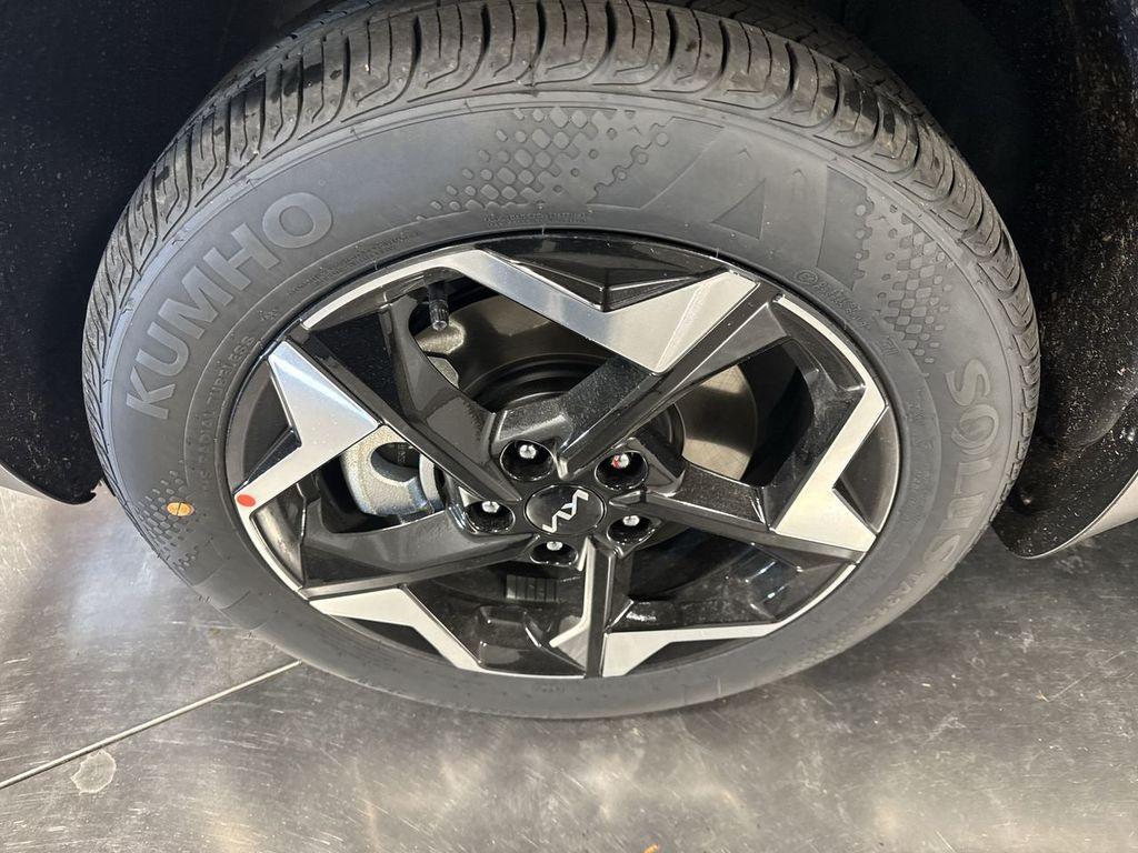 new 2025 Kia Seltos car, priced at $27,131