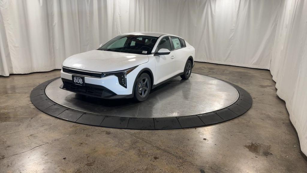 new 2025 Kia K4 car, priced at $23,823