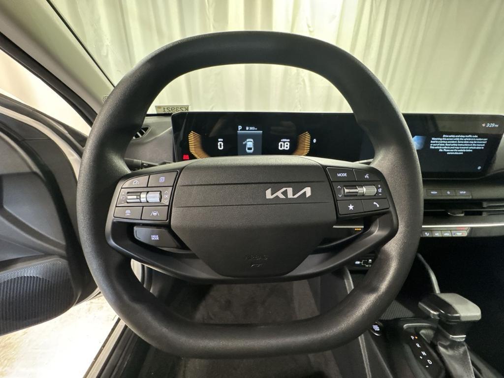 new 2025 Kia K4 car, priced at $23,823