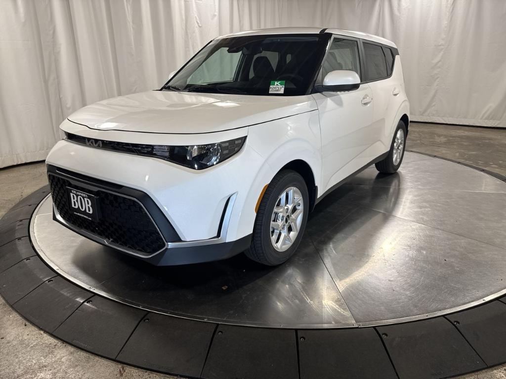 new 2025 Kia Soul car, priced at $23,538