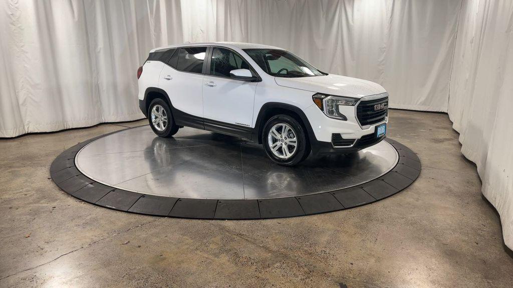 used 2024 GMC Terrain car, priced at $25,952