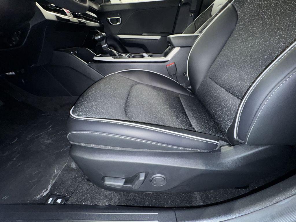 new 2025 Kia K4 car, priced at $25,125