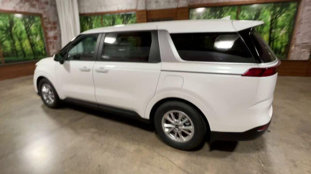 used 2022 Kia Carnival car, priced at $32,725