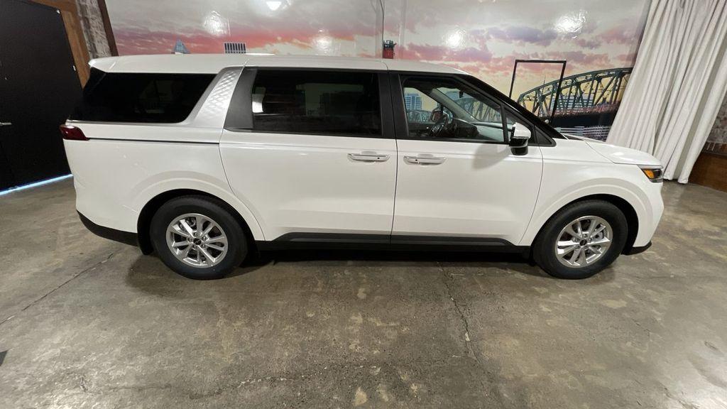 used 2022 Kia Carnival car, priced at $32,725