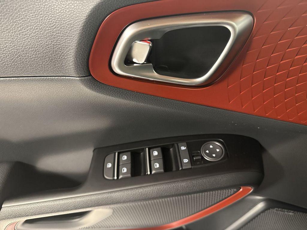 new 2025 Kia Soul car, priced at $24,721