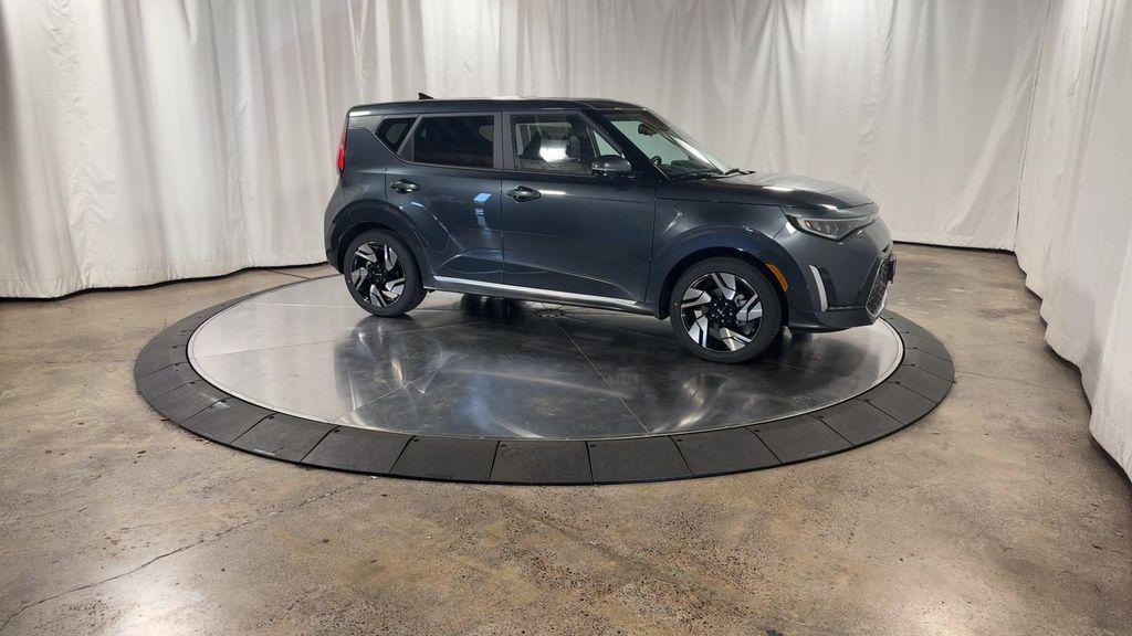 new 2025 Kia Soul car, priced at $24,721