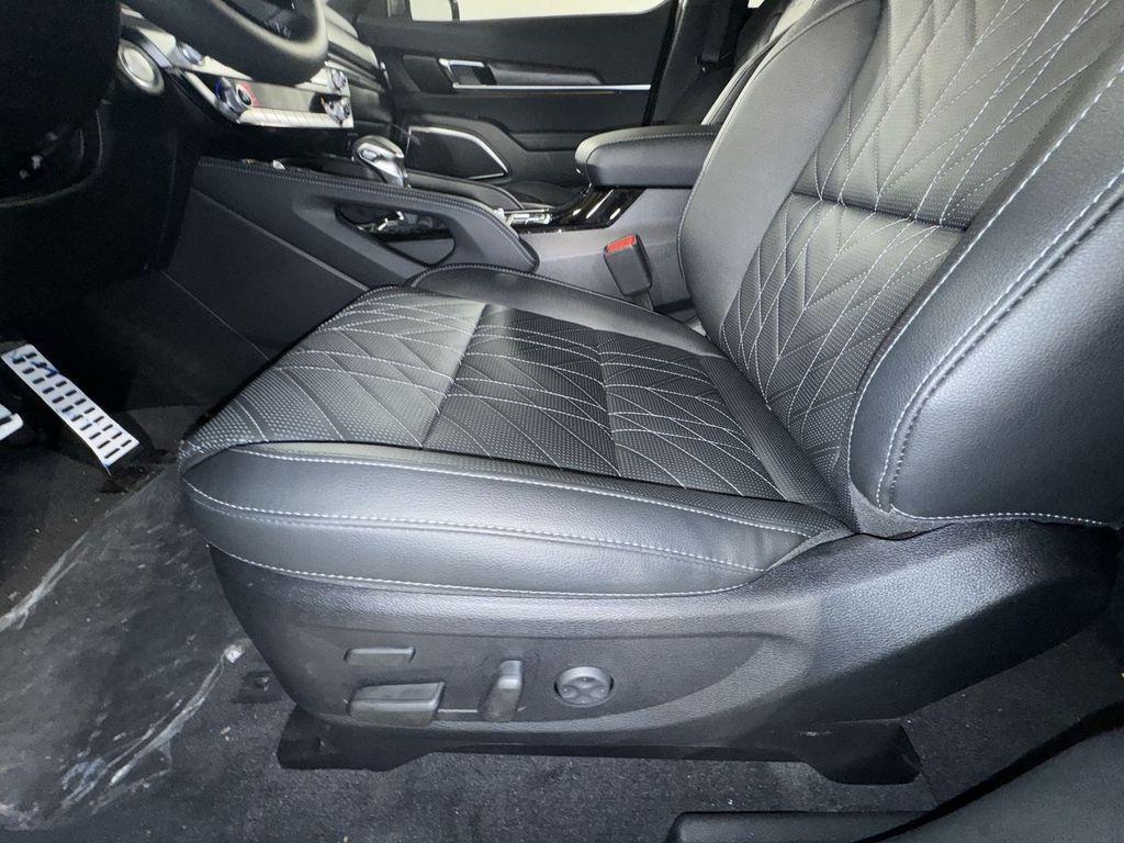 new 2025 Kia Telluride car, priced at $49,675