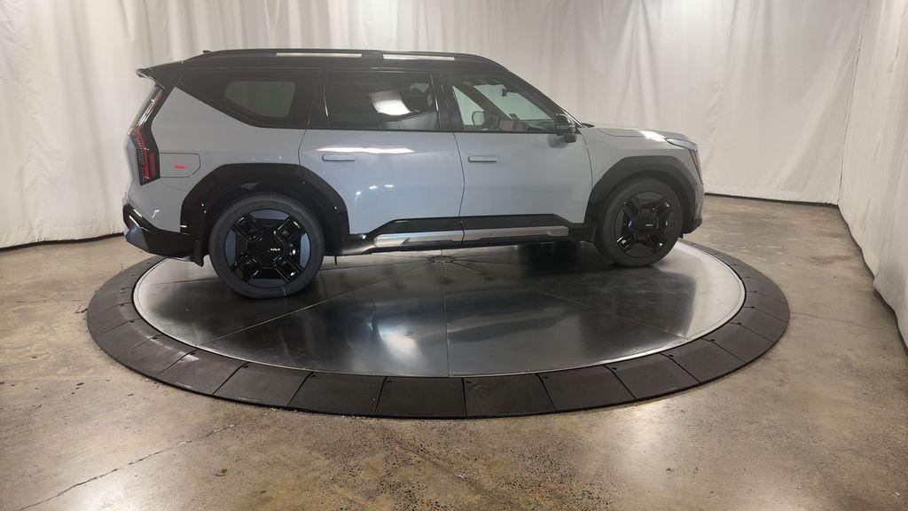 new 2026 Kia EV9 car, priced at $68,257