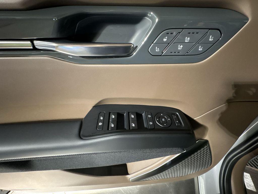 new 2026 Kia EV9 car, priced at $68,257