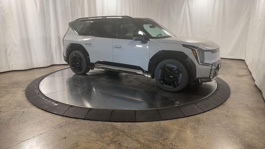 new 2026 Kia EV9 car, priced at $68,257