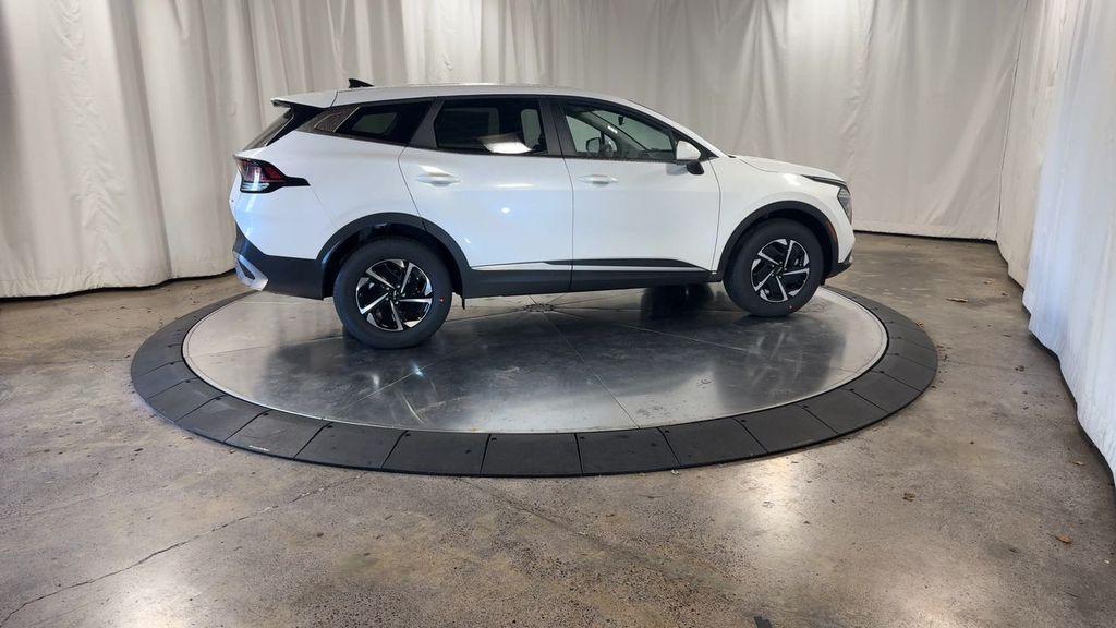 new 2025 Kia Sportage Hybrid car, priced at $32,026