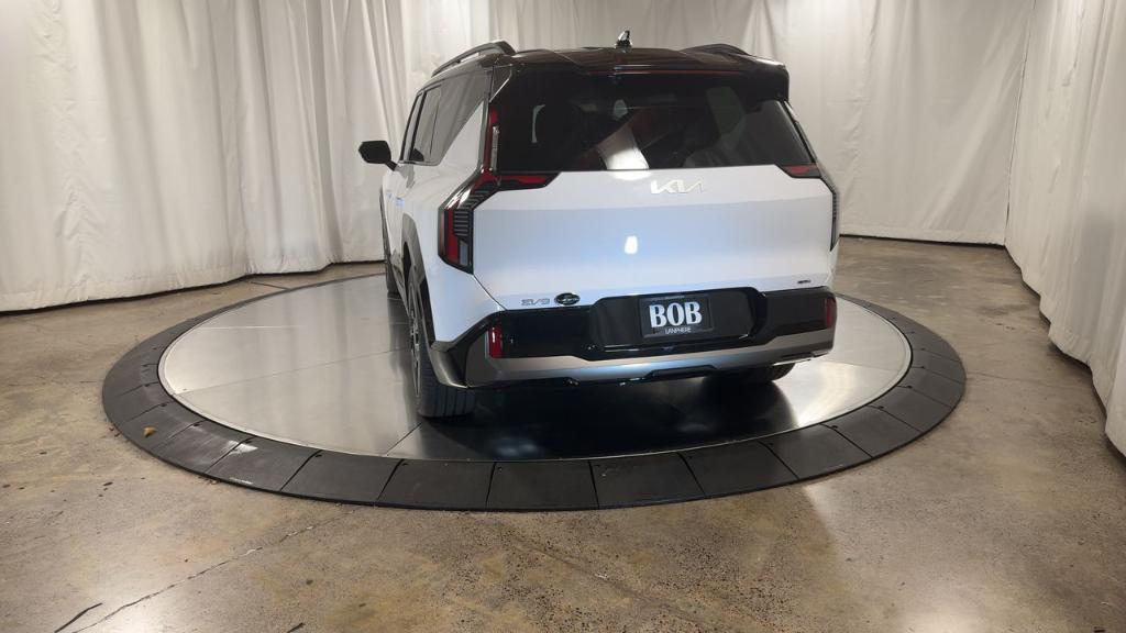 new 2026 Kia EV9 car, priced at $70,177