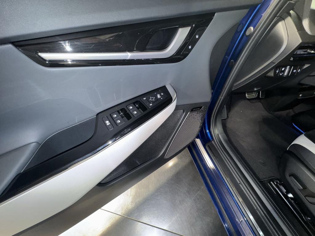 used 2023 Kia EV6 car, priced at $36,687