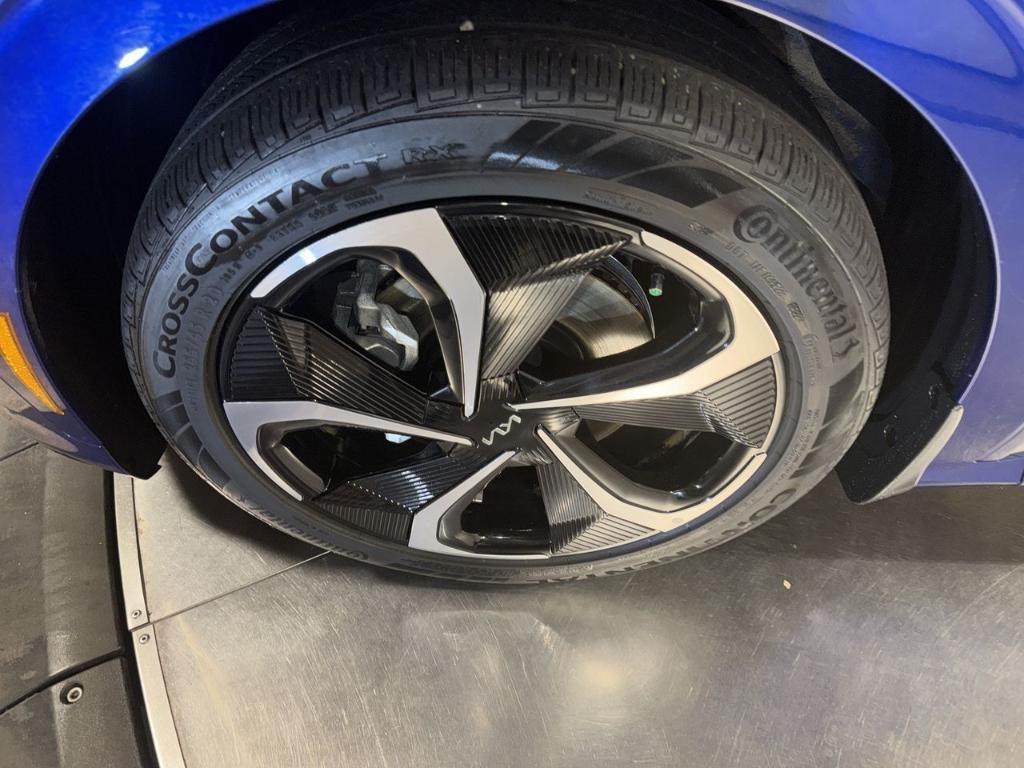 used 2023 Kia EV6 car, priced at $36,687