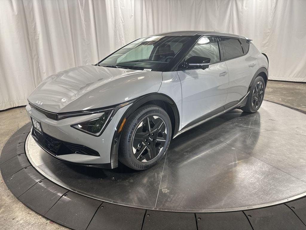 new 2025 Kia EV6 car, priced at $51,717