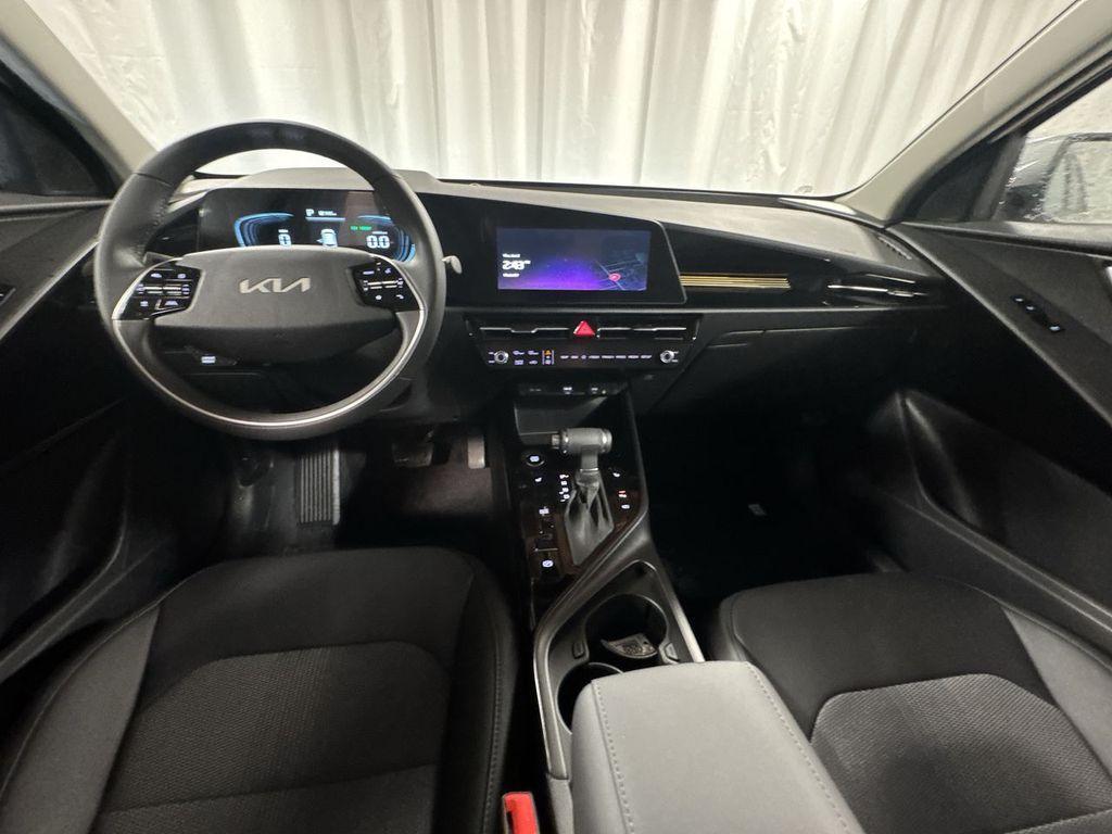 new 2025 Kia Niro car, priced at $29,892
