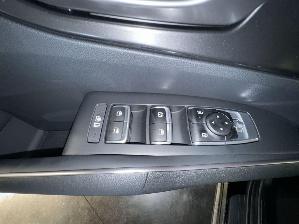 new 2025 Kia Sorento Hybrid car, priced at $40,862
