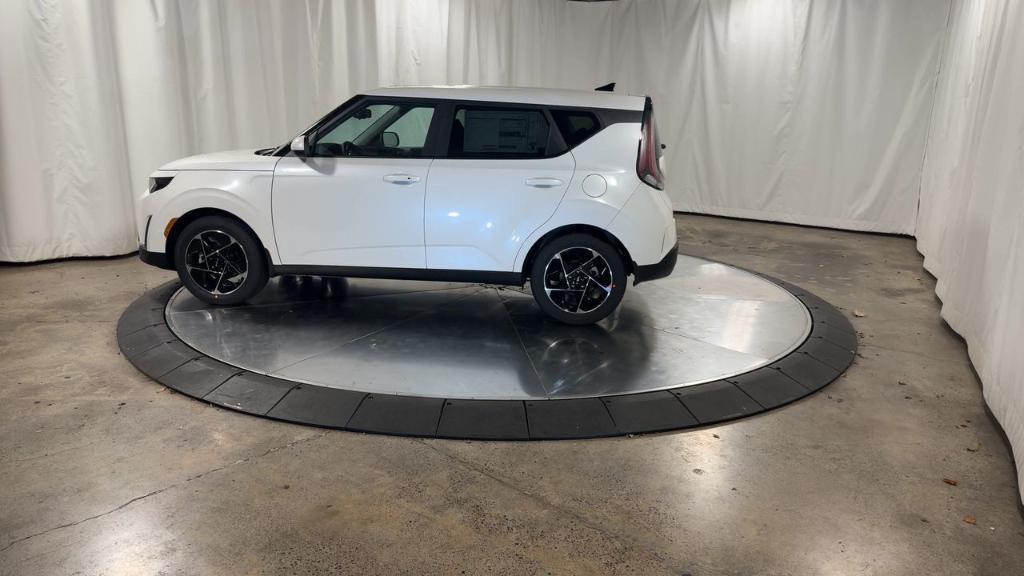 new 2025 Kia Soul car, priced at $25,473