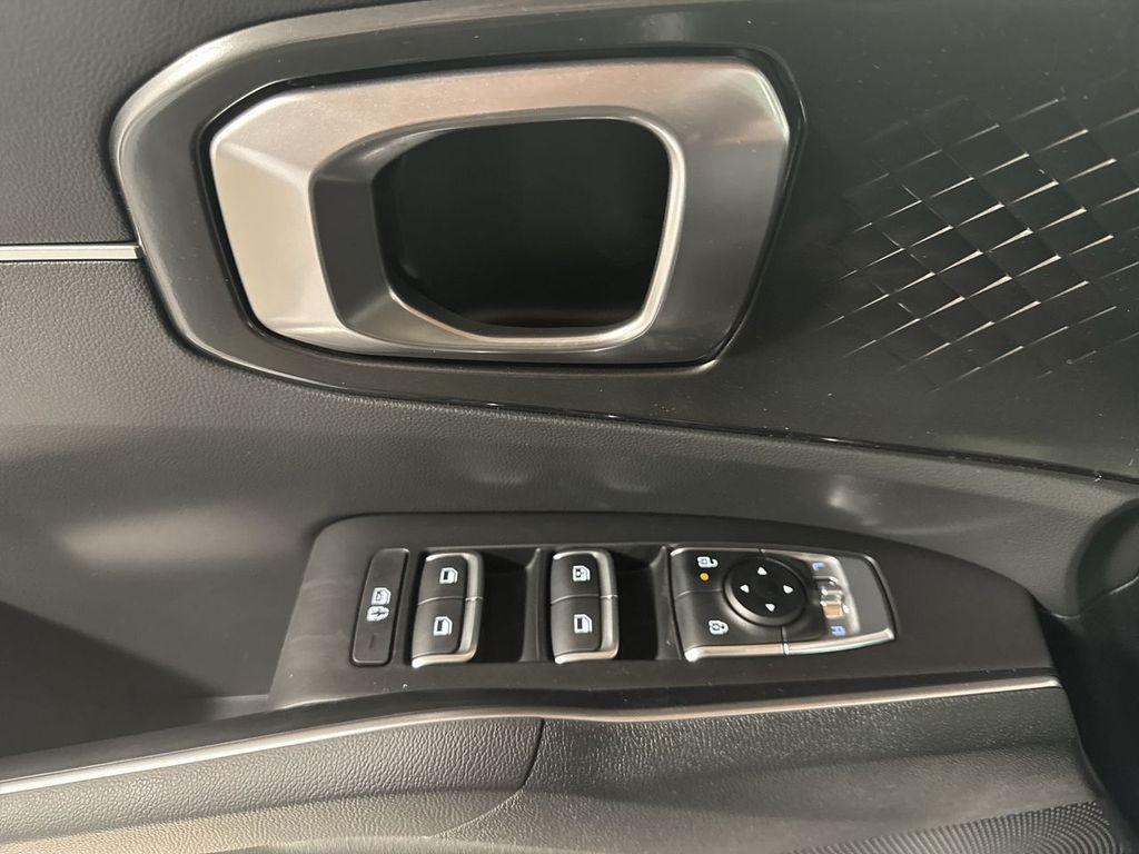 new 2025 Kia Sorento car, priced at $41,016