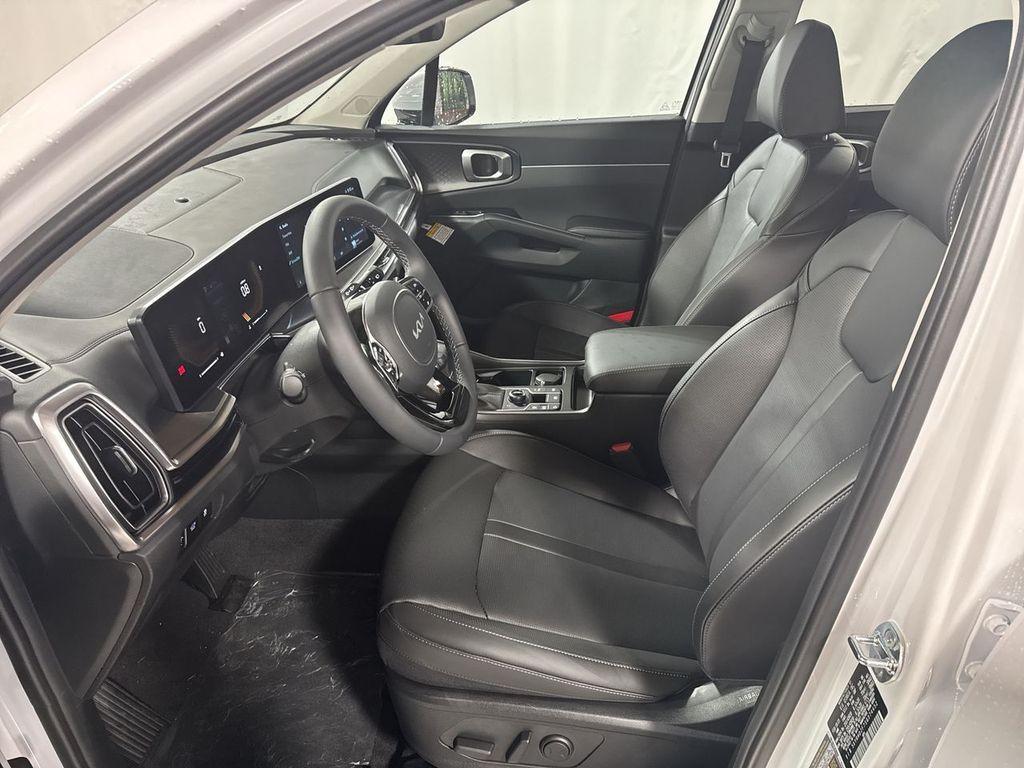new 2025 Kia Sorento car, priced at $41,016