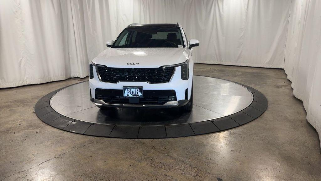 new 2025 Kia Sorento car, priced at $41,016