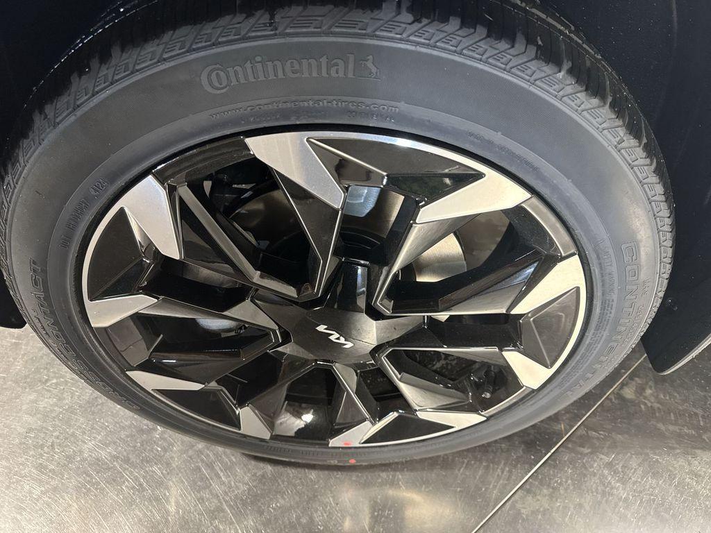 new 2025 Kia Sorento car, priced at $41,016