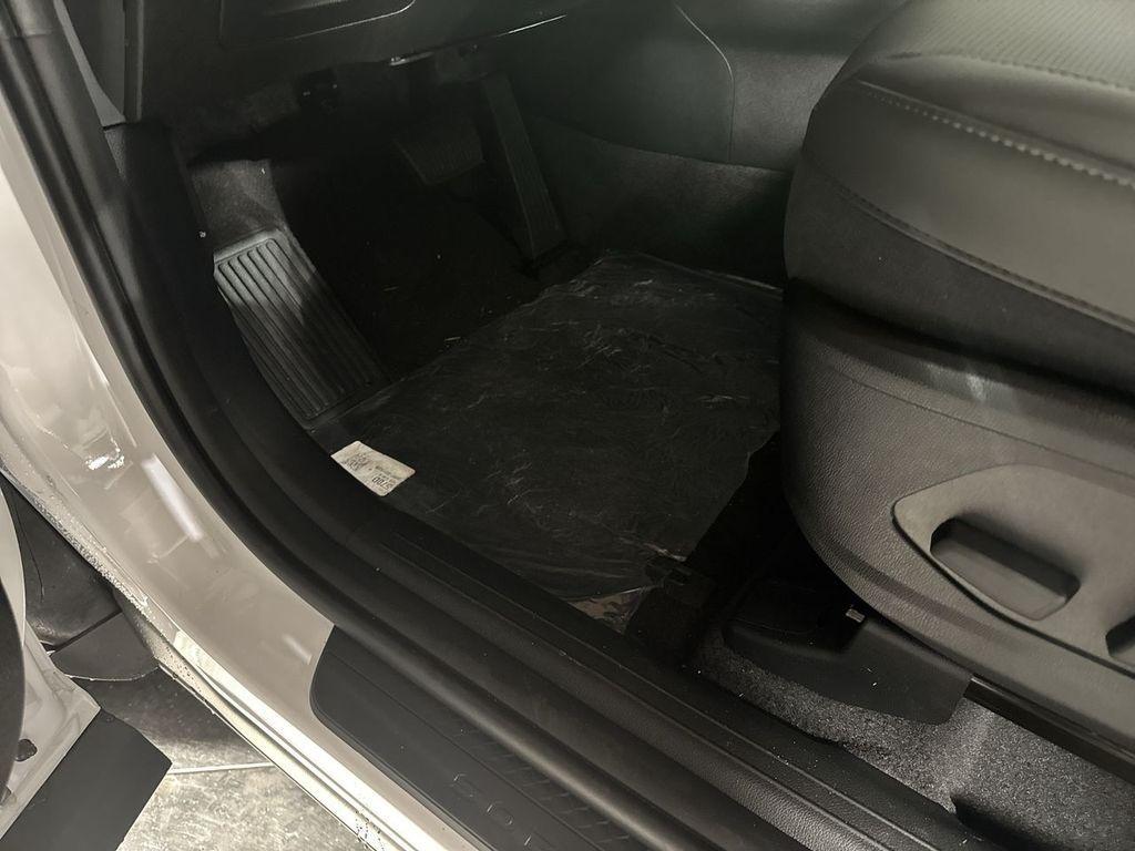 new 2025 Kia Sorento car, priced at $41,016