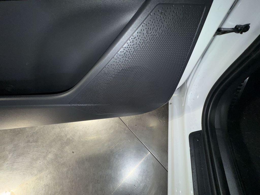 new 2025 Kia Niro car, priced at $33,135