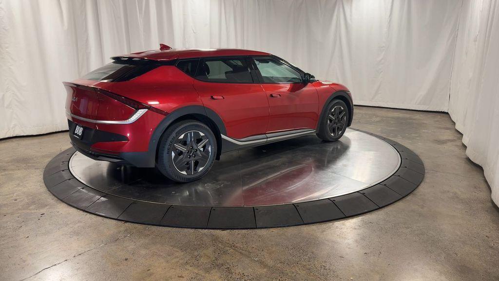 new 2025 Kia EV6 car, priced at $49,917