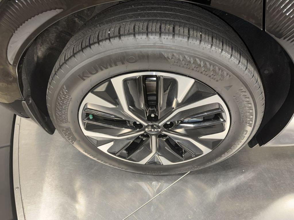 used 2024 Kia EV6 car, priced at $31,899