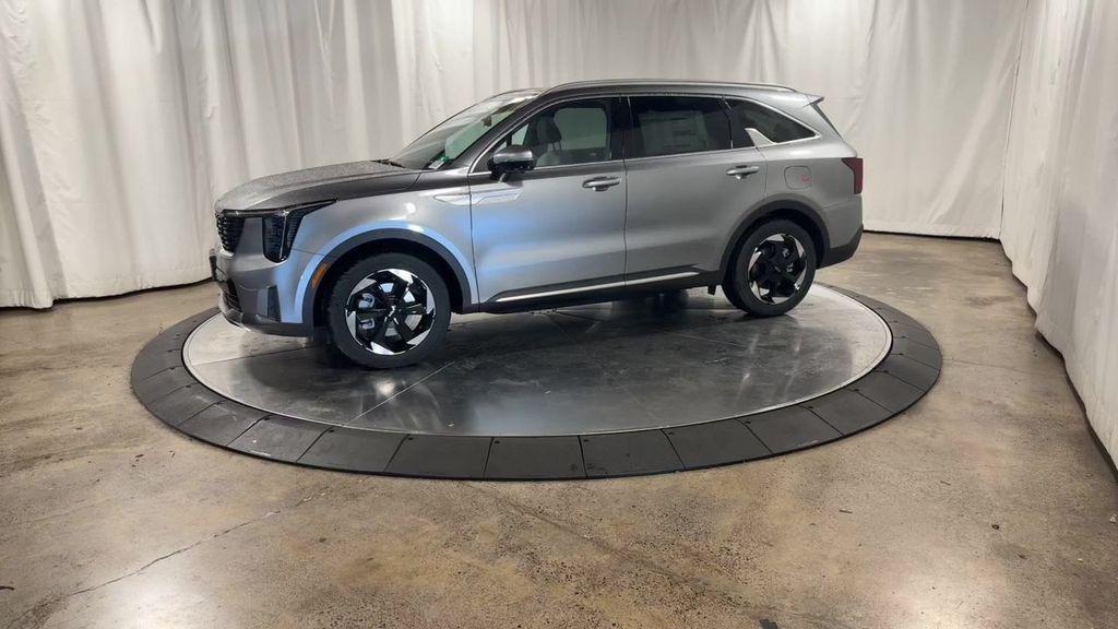 new 2025 Kia Sorento Hybrid car, priced at $47,574