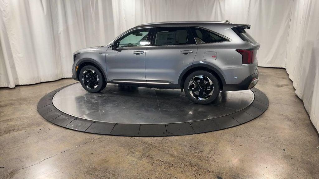 new 2025 Kia Sorento Hybrid car, priced at $47,574