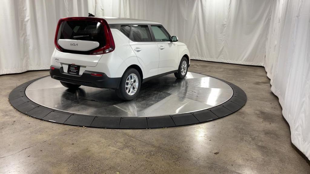 used 2022 Kia Soul car, priced at $16,916