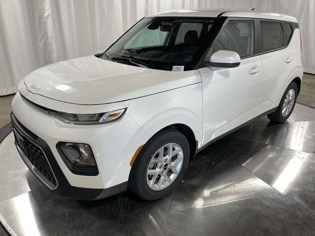 used 2022 Kia Soul car, priced at $16,916