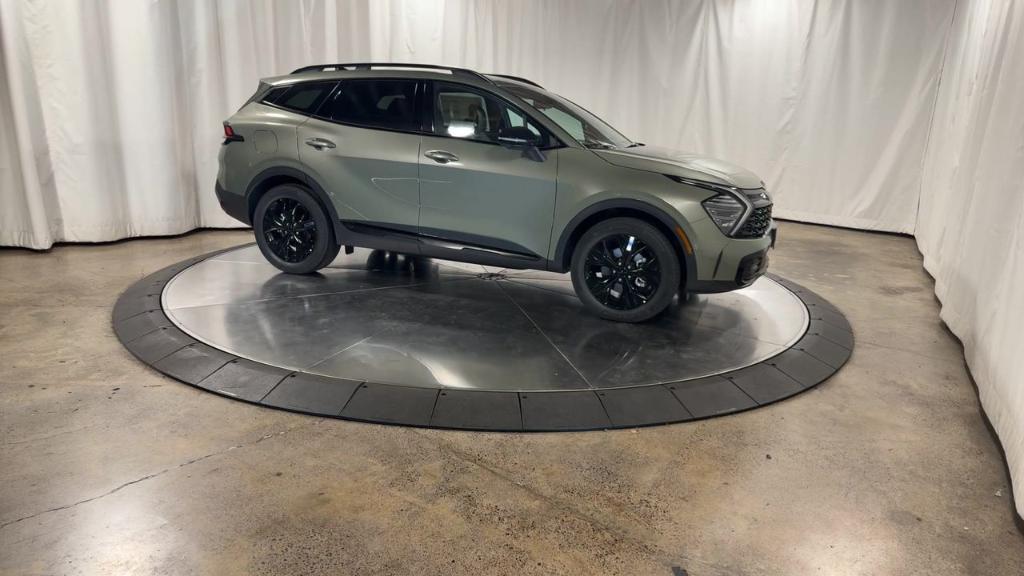 new 2025 Kia Sportage Plug-In Hybrid car, priced at $45,575