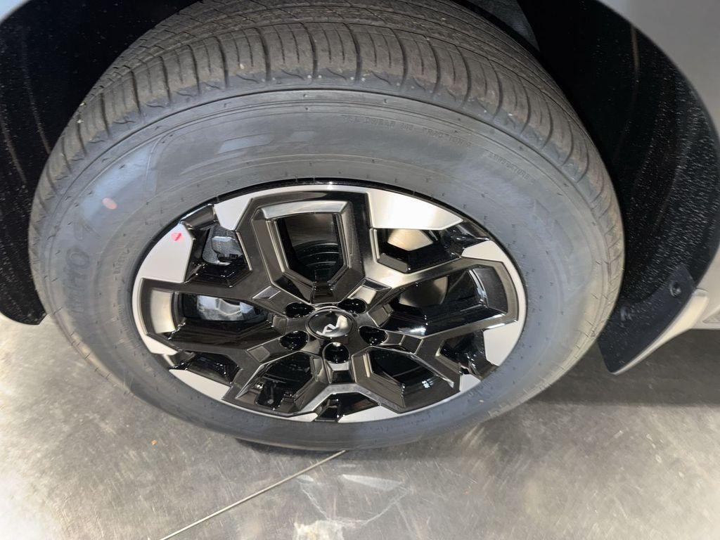new 2025 Kia Sorento car, priced at $36,746