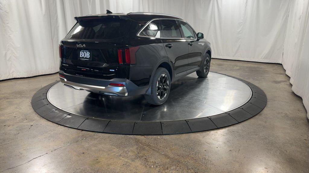 new 2025 Kia Sorento car, priced at $36,746