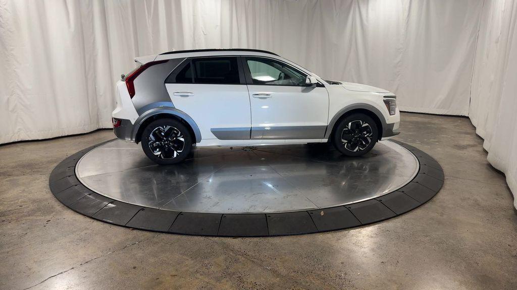 new 2025 Kia Niro EV car, priced at $38,758