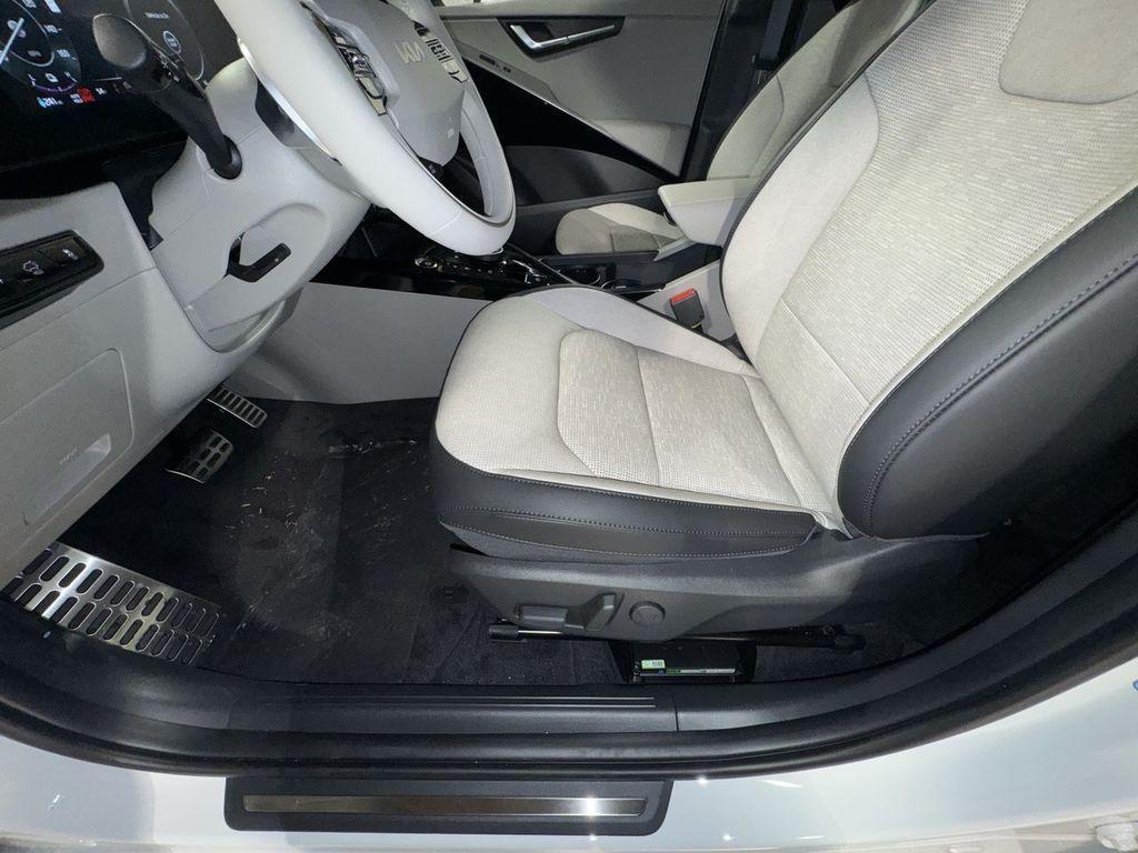 new 2025 Kia Niro EV car, priced at $38,758