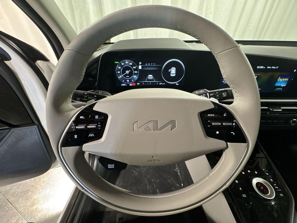 new 2025 Kia Niro EV car, priced at $38,758