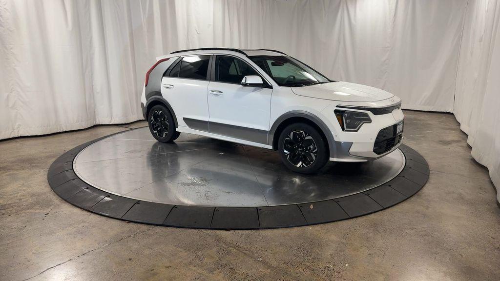 new 2025 Kia Niro EV car, priced at $38,758