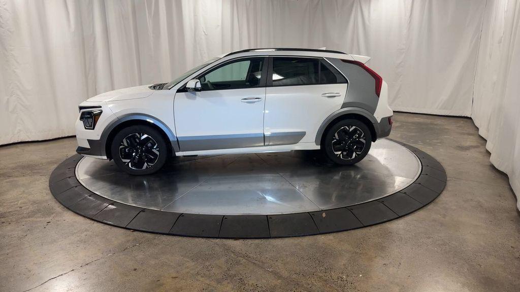 new 2025 Kia Niro EV car, priced at $38,758
