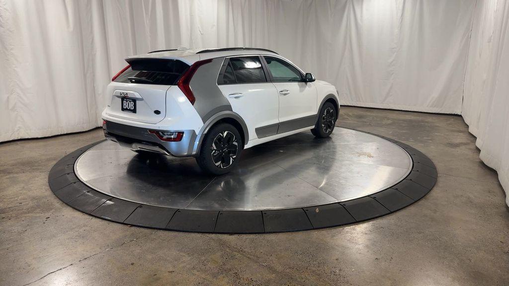 new 2025 Kia Niro EV car, priced at $38,758