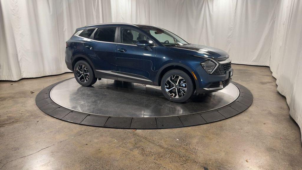 new 2025 Kia Sportage Hybrid car, priced at $34,785